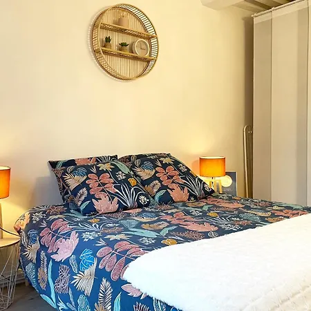 Le Jardin - Pl St Sauveur - Hypercentre アパート