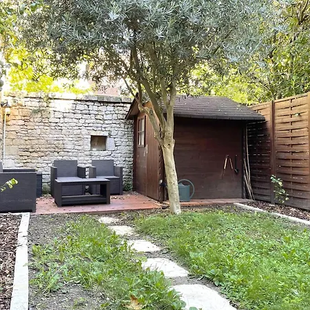 Le Jardin - Pl St Sauveur - Hypercentre カーン