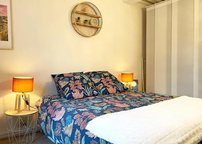 Le Jardin - Pl St Sauveur - Hypercentre アパート